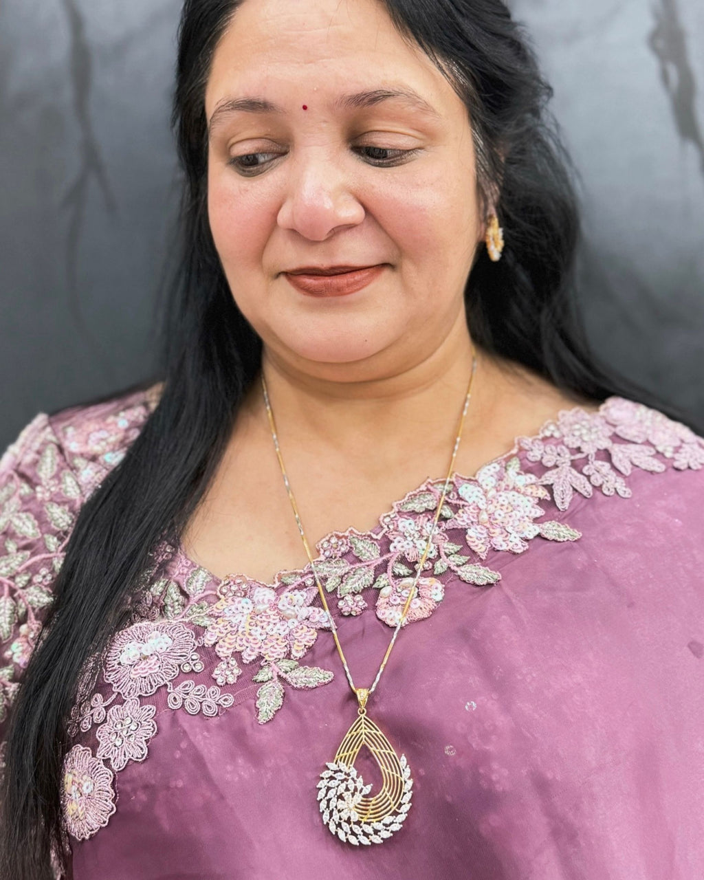 Almond Curved Pendant With Chain and Earrings