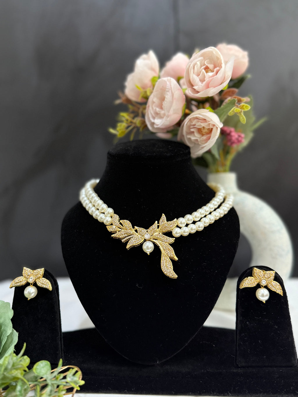 American Diamond Pearl Leaf Choker Set