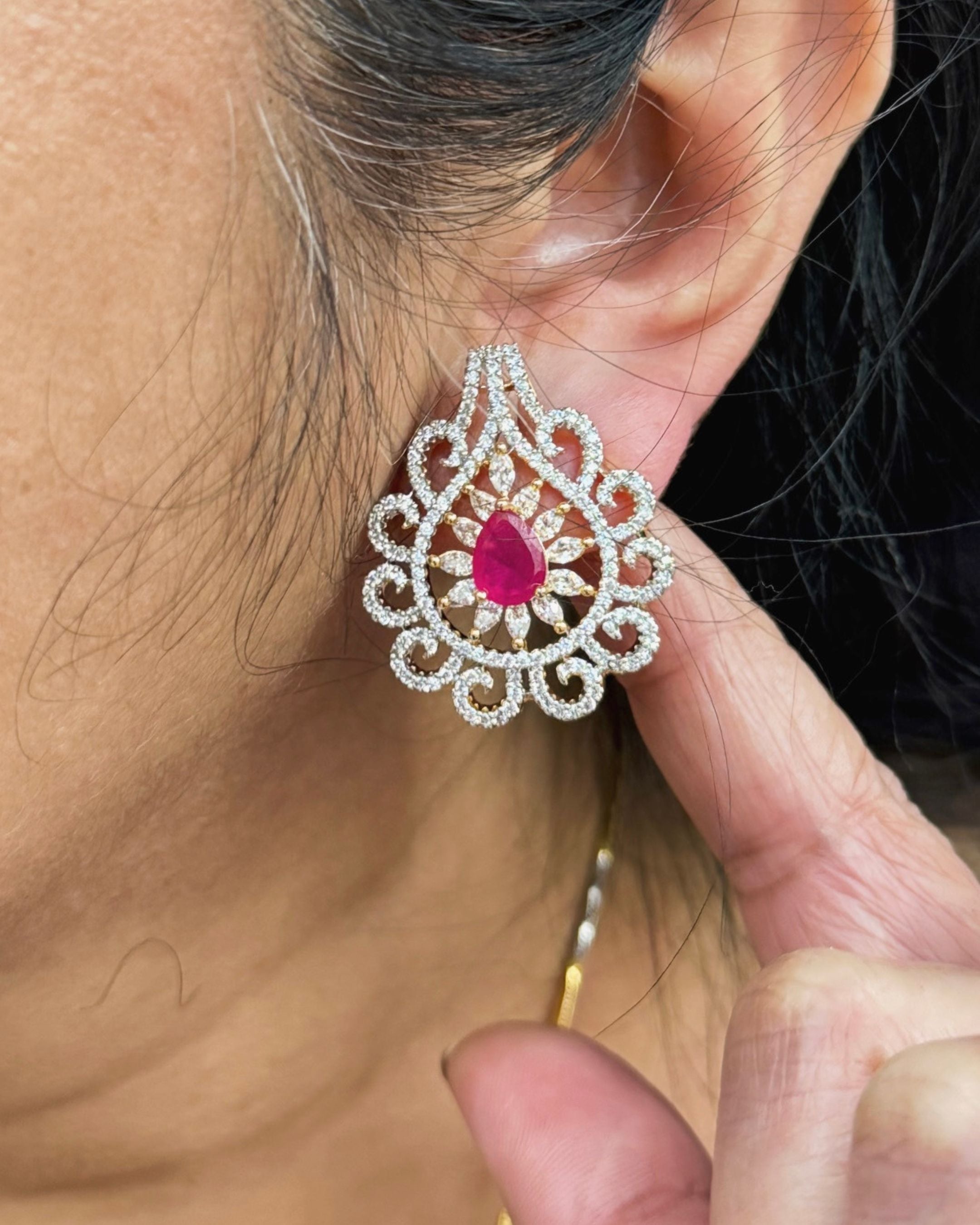 Diya Design Pendant Set With Chain and Earrings