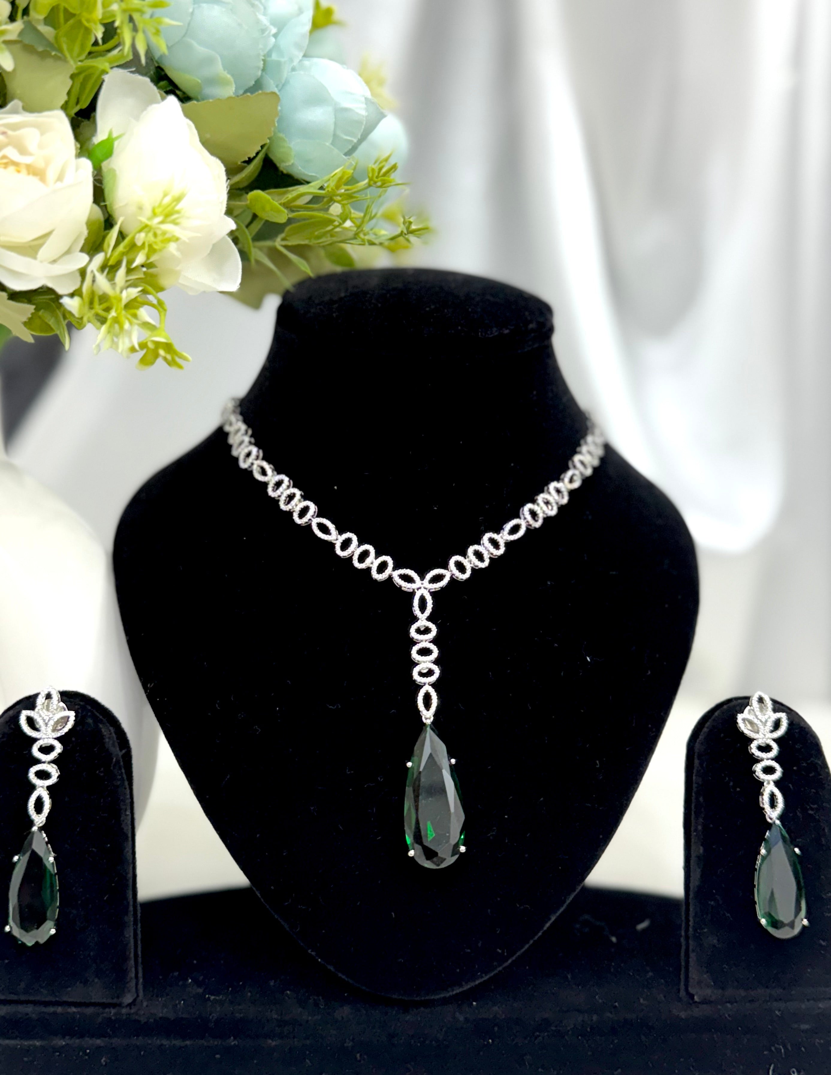 Emerald Green Teardrop AD Necklace Set with Earrings