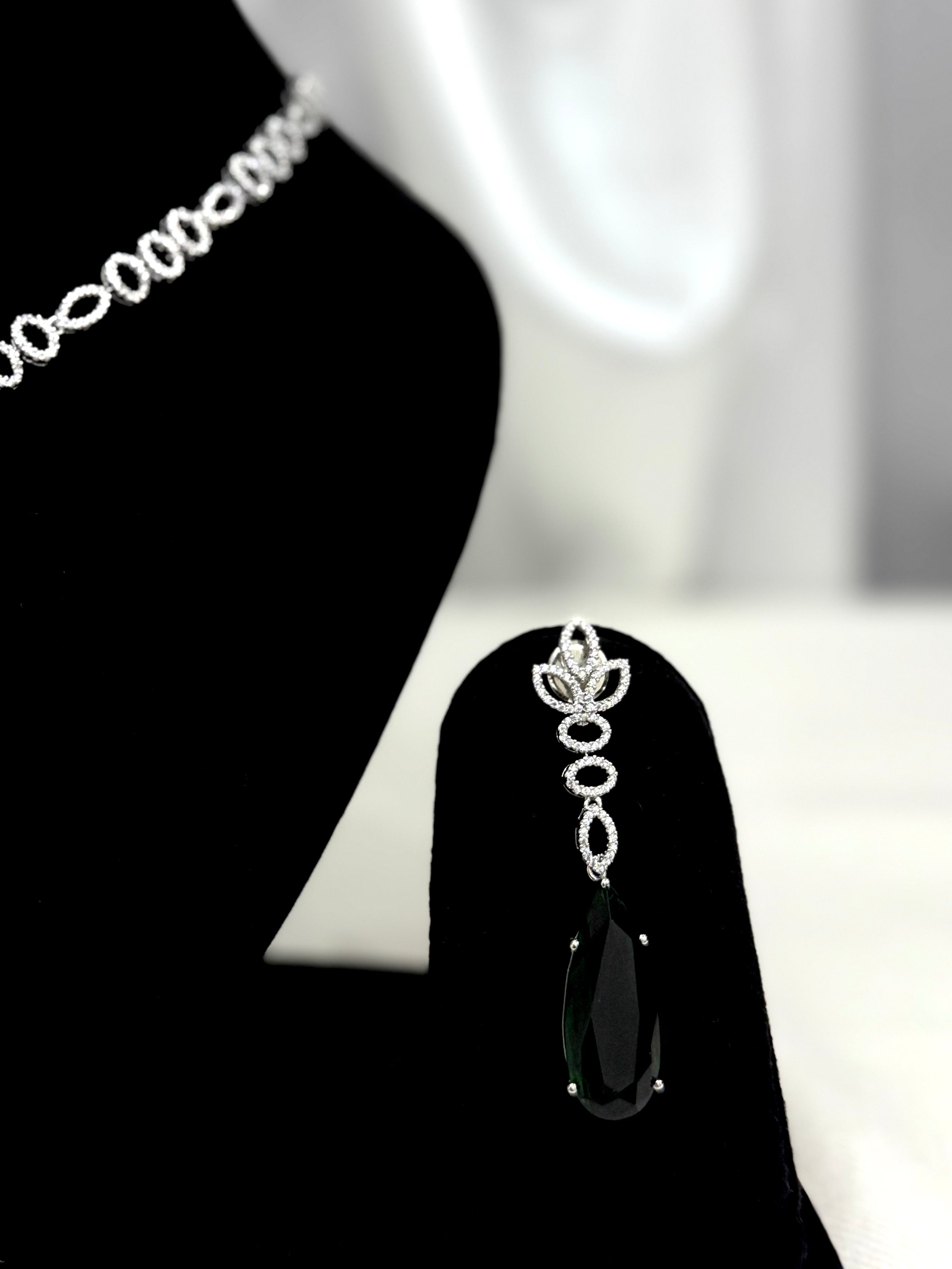 Emerald Green Teardrop AD Necklace Set with Earrings