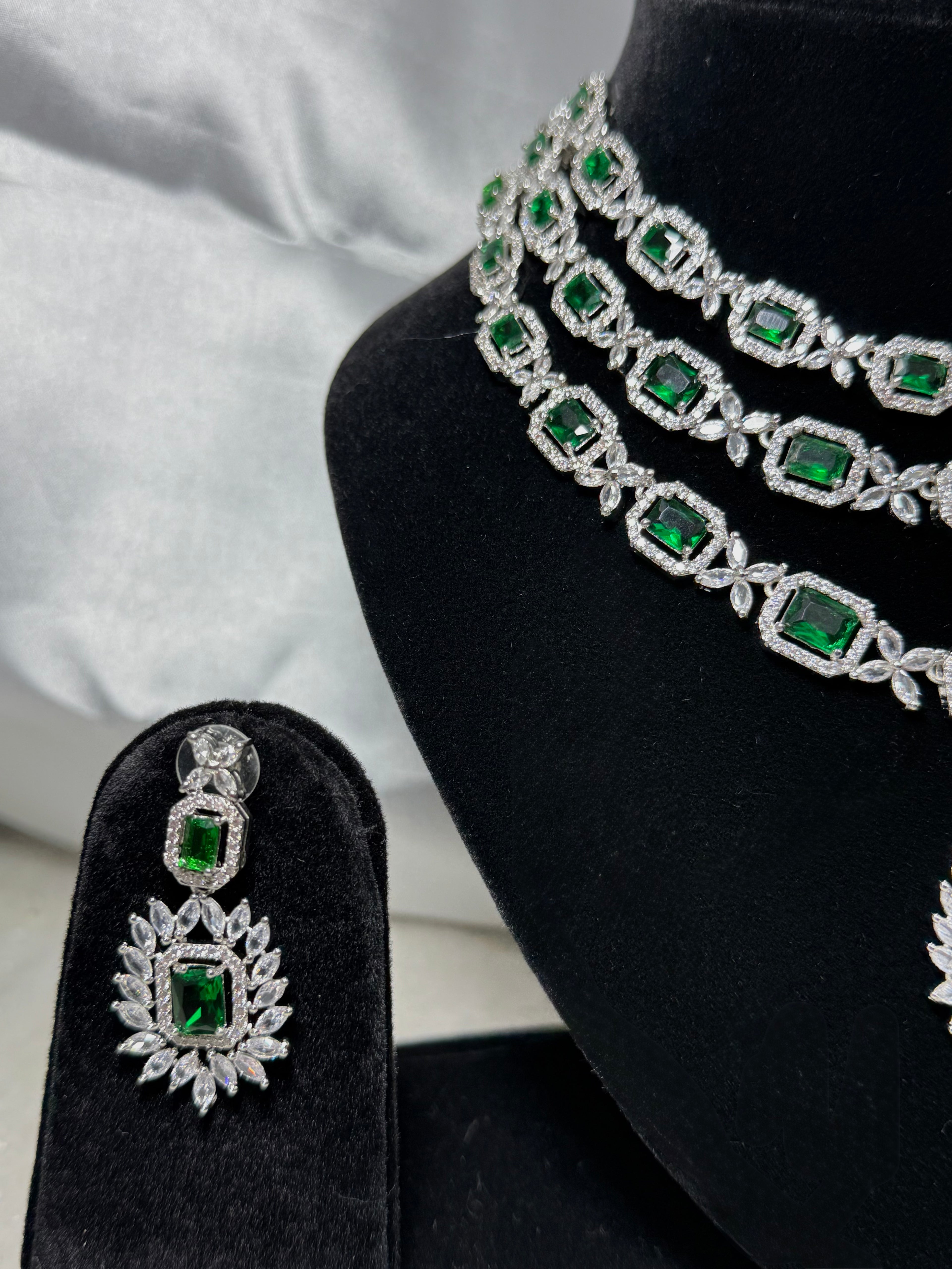 Emerald Green Triple Layer Necklace Set