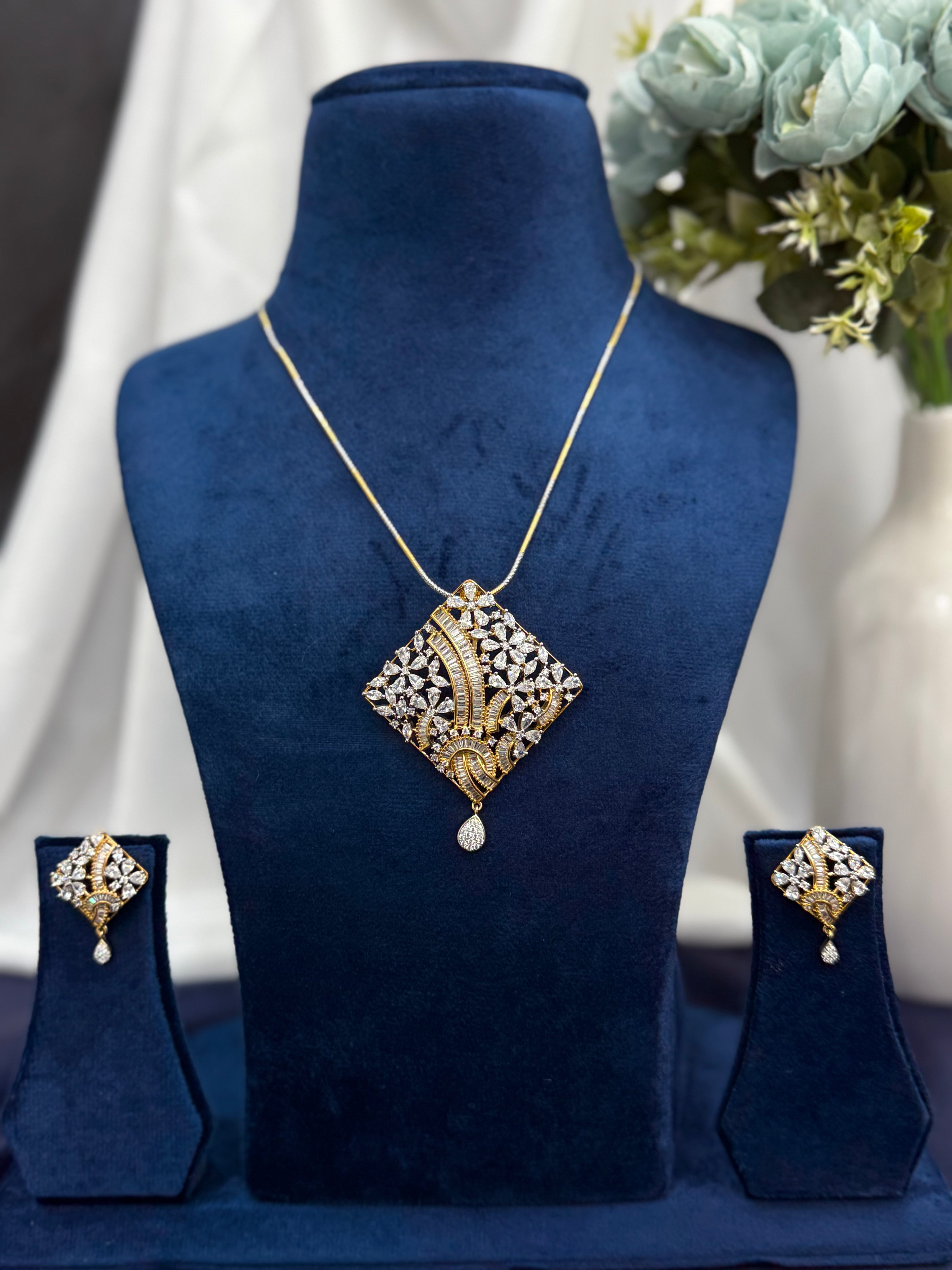 Floral Lattice Drop Pendant Set With Chain and Earrings