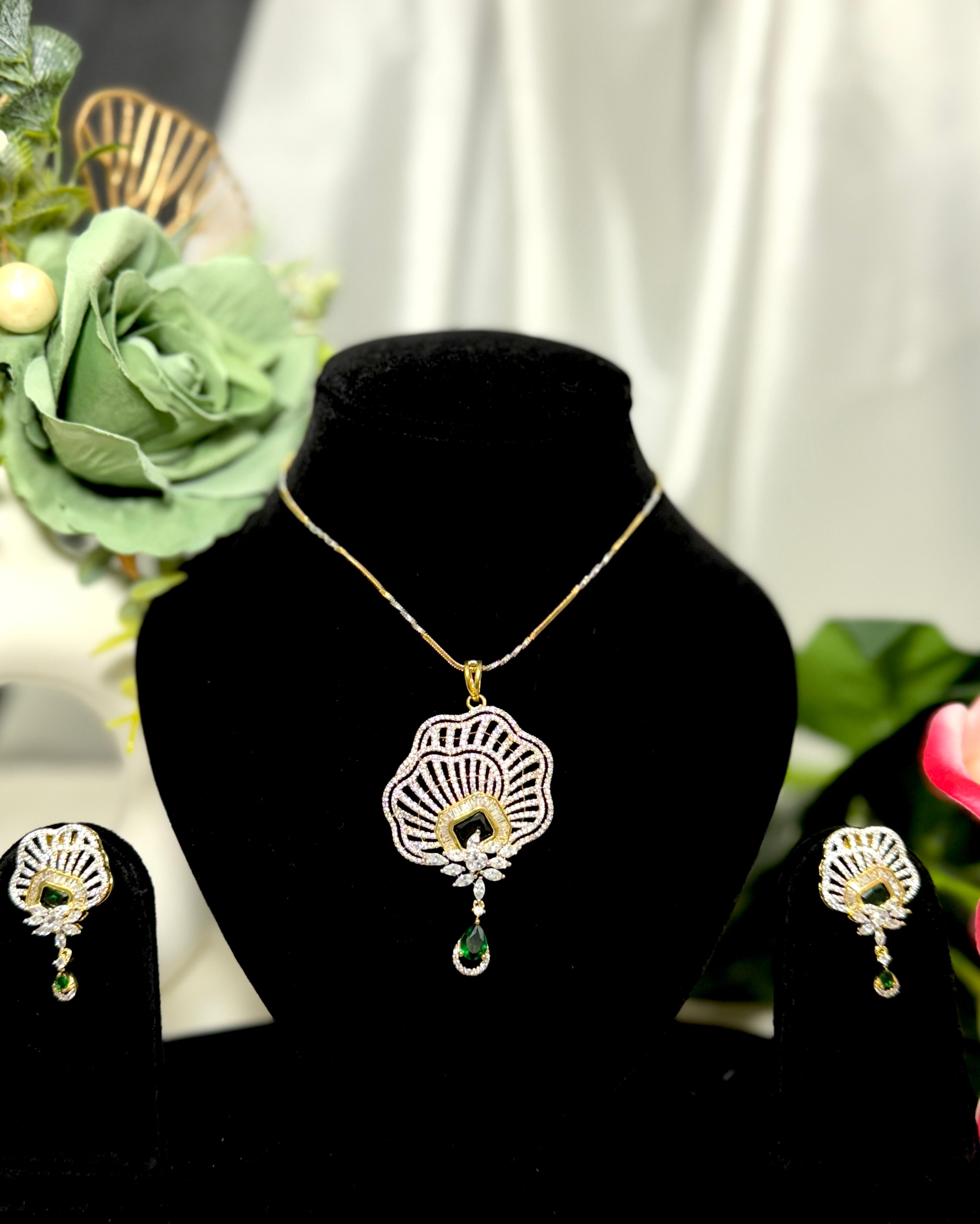 Green Bloom Pendant With Chain and Earrings