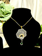 Green Bloom Pendant With Chain and Earrings