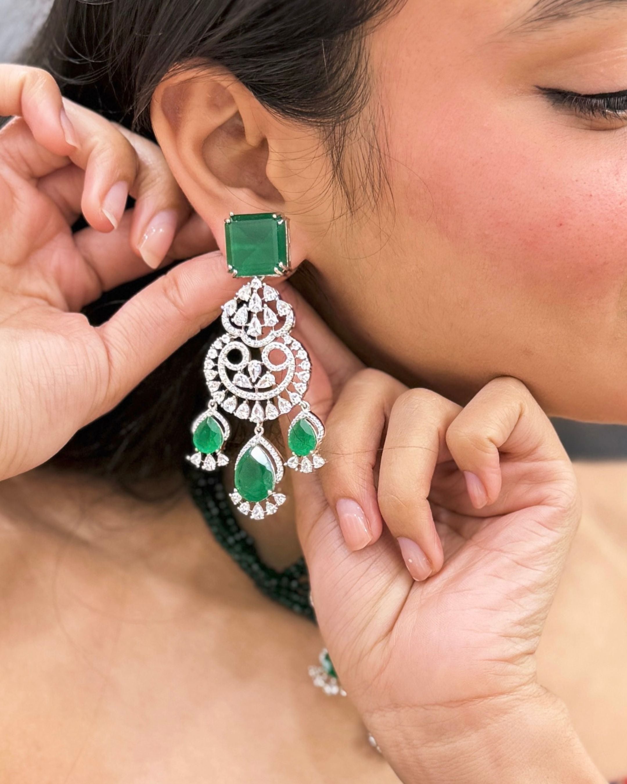 Maharani Vanika Beaded Choker Set