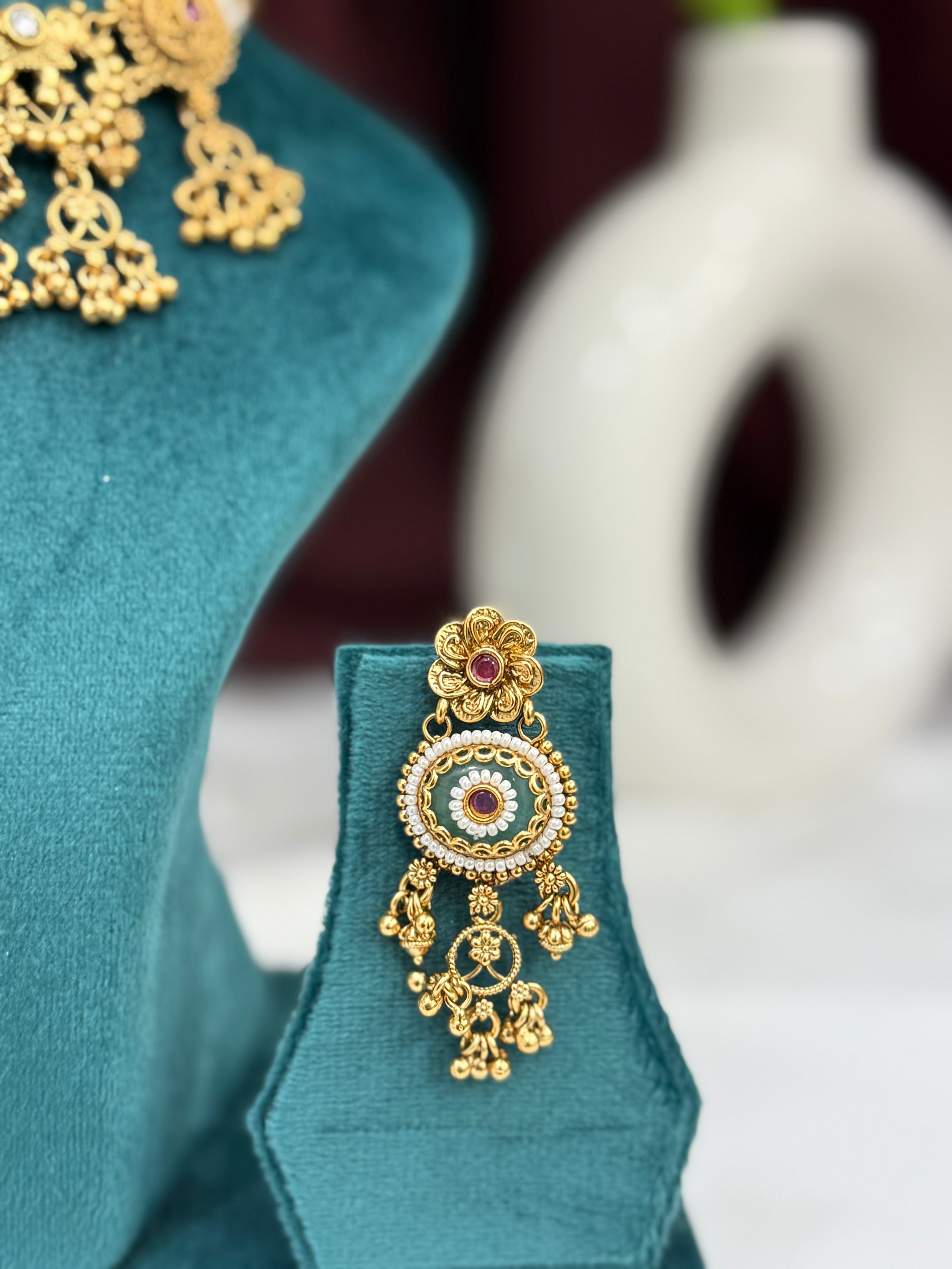 Rajhasti Mandala Antique Choker Set