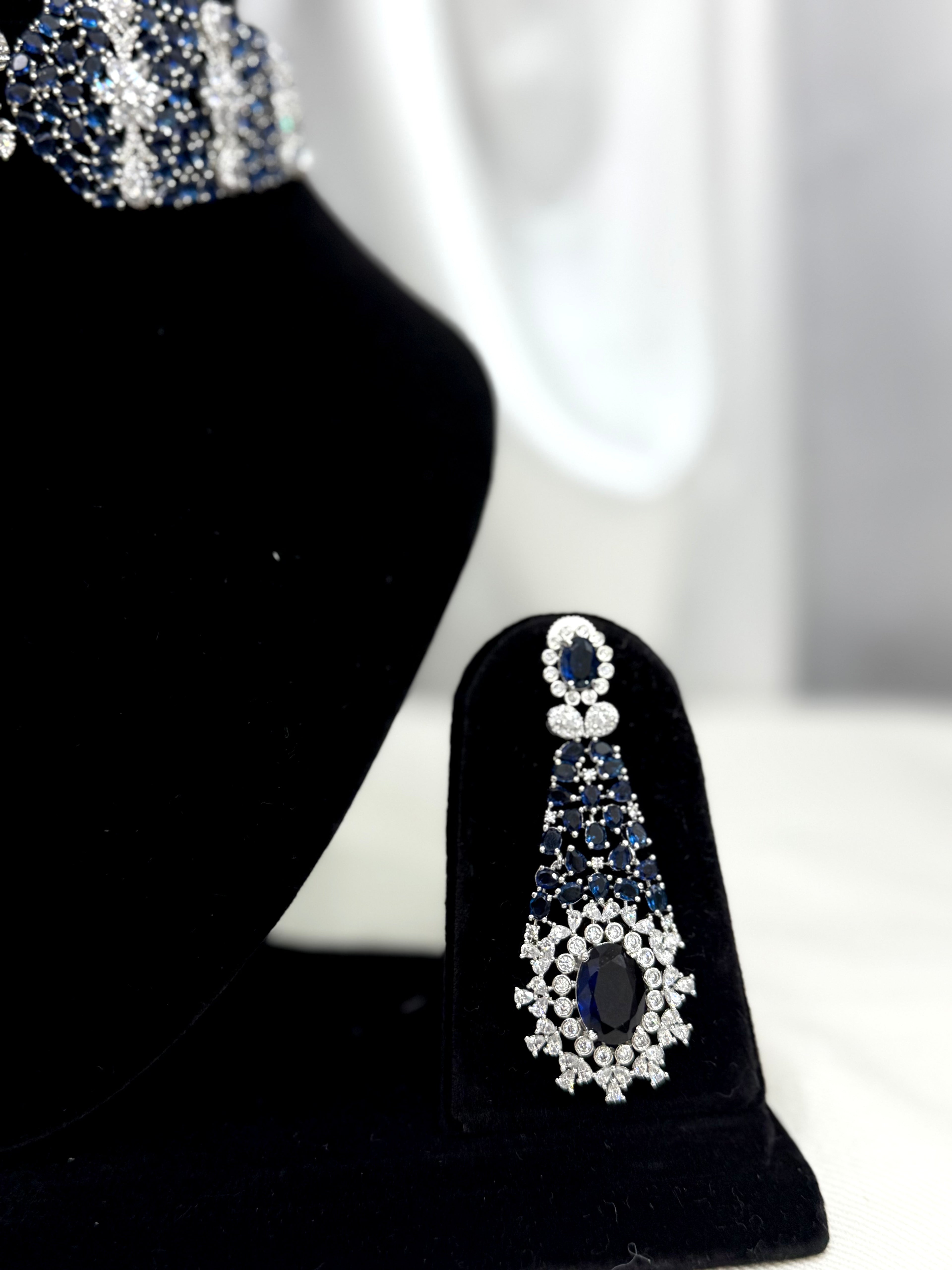 Sapphire Maharani Silver-Toned Choker Set