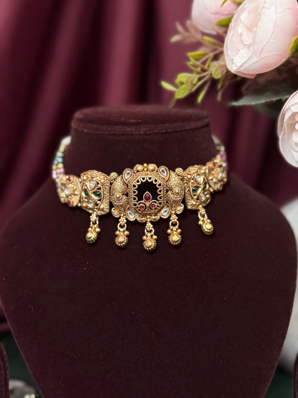 Traditional Antique Gold Heritage Choker Set