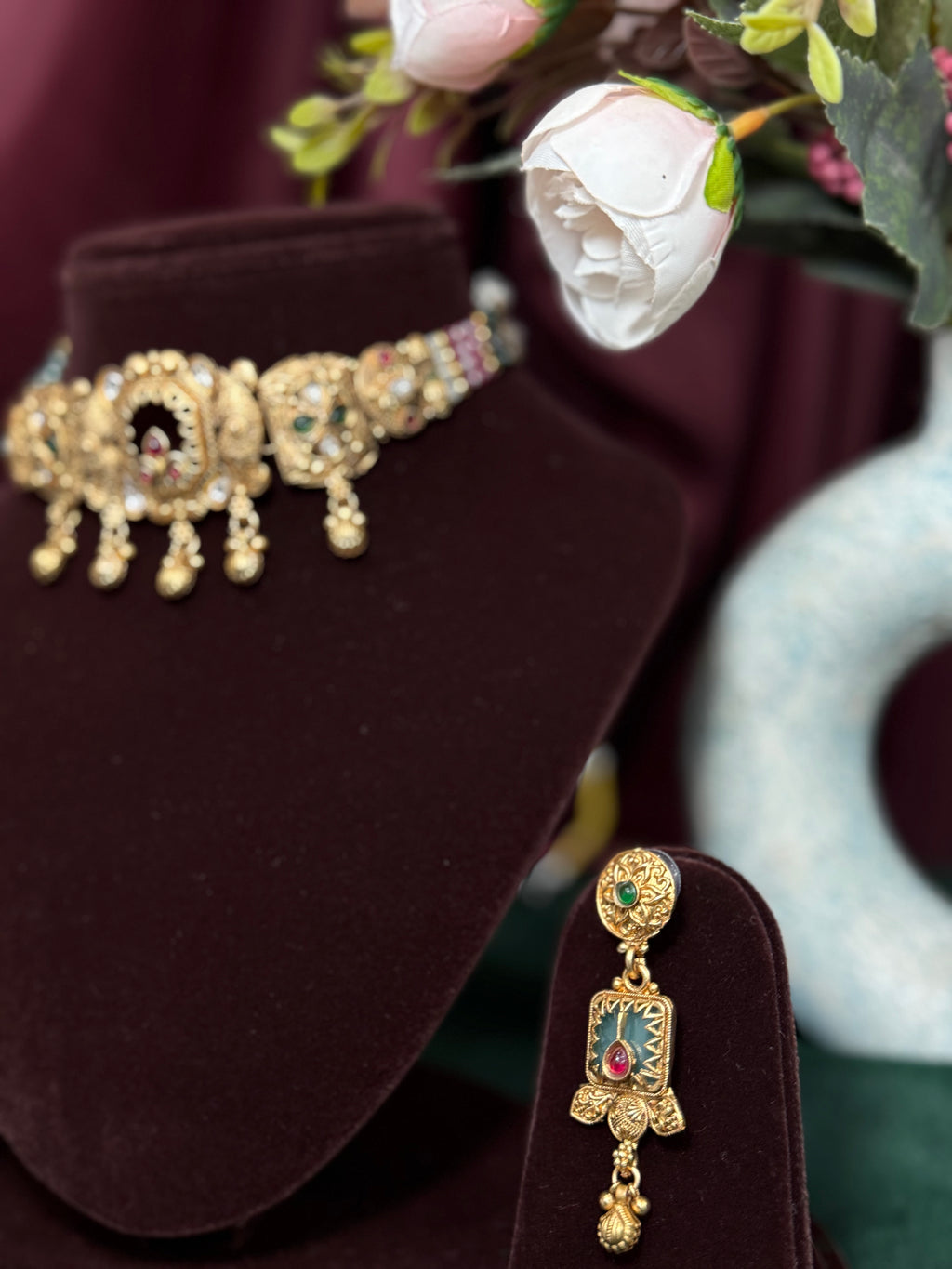 Traditional Antique Gold Heritage Choker Set